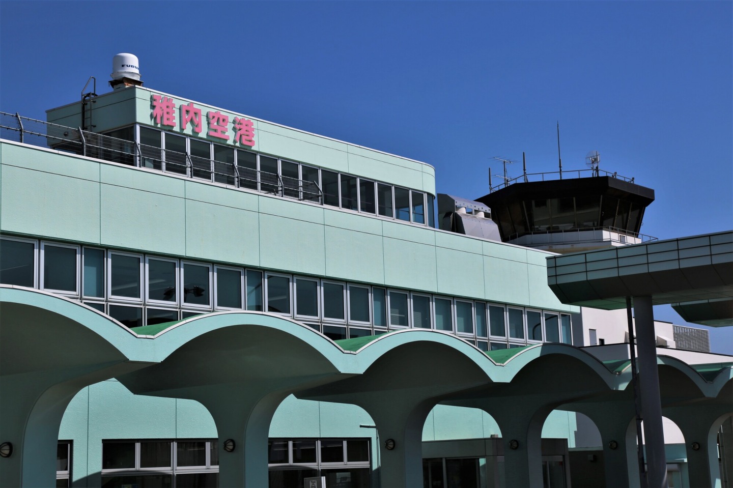 稚内機場：在日本最北端機場眺望宗谷灣美景！