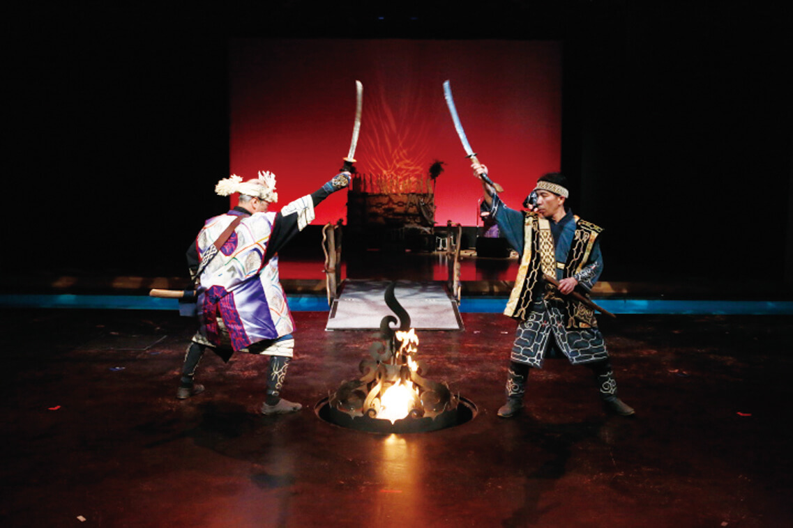 阿伊努古典傳統舞蹈 : 阿寒湖愛努戲院Ikor
