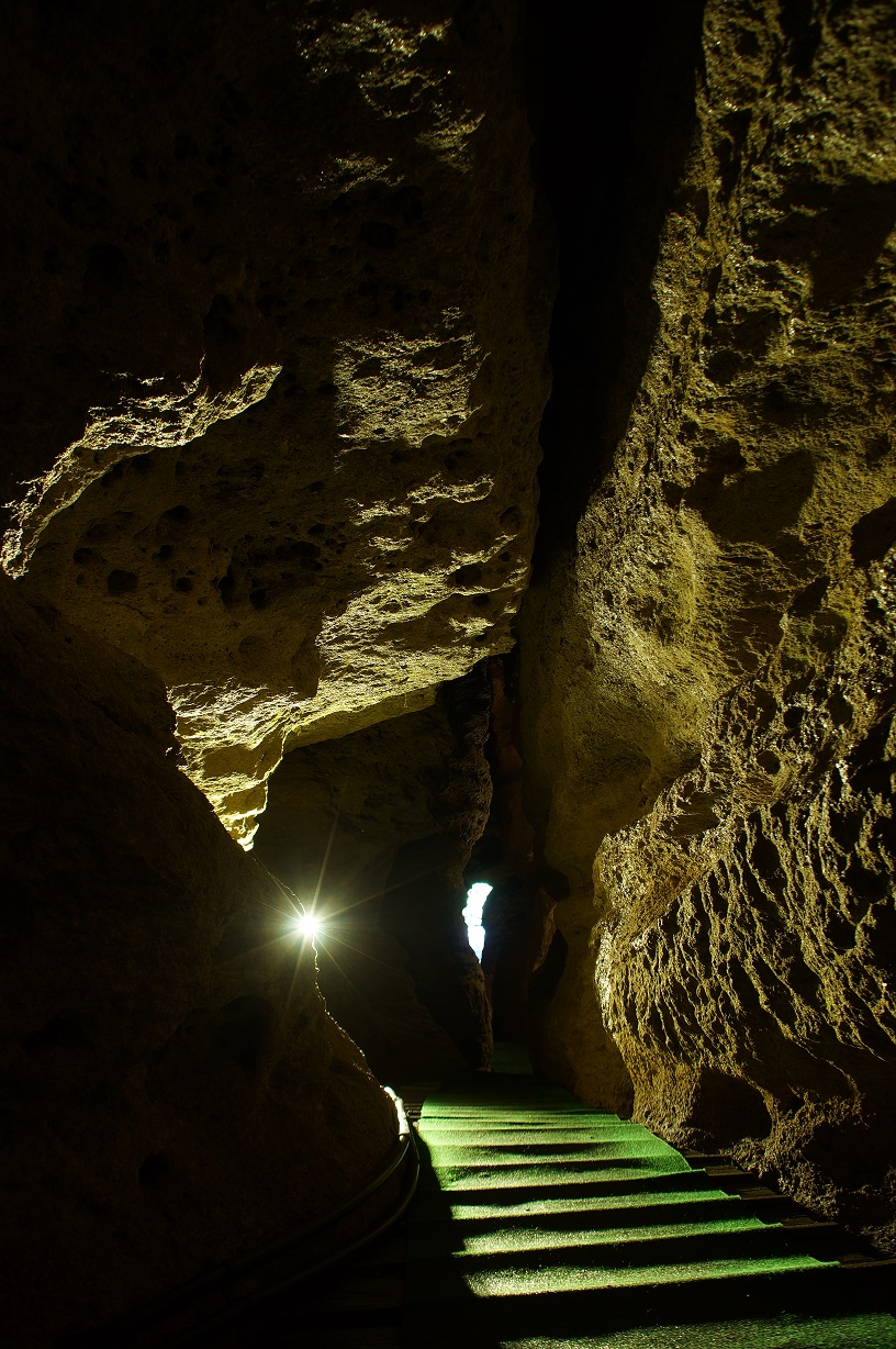 中頓別鍾乳洞自然交流公園：探索約1000萬年前形成的地繩並學習地質知識