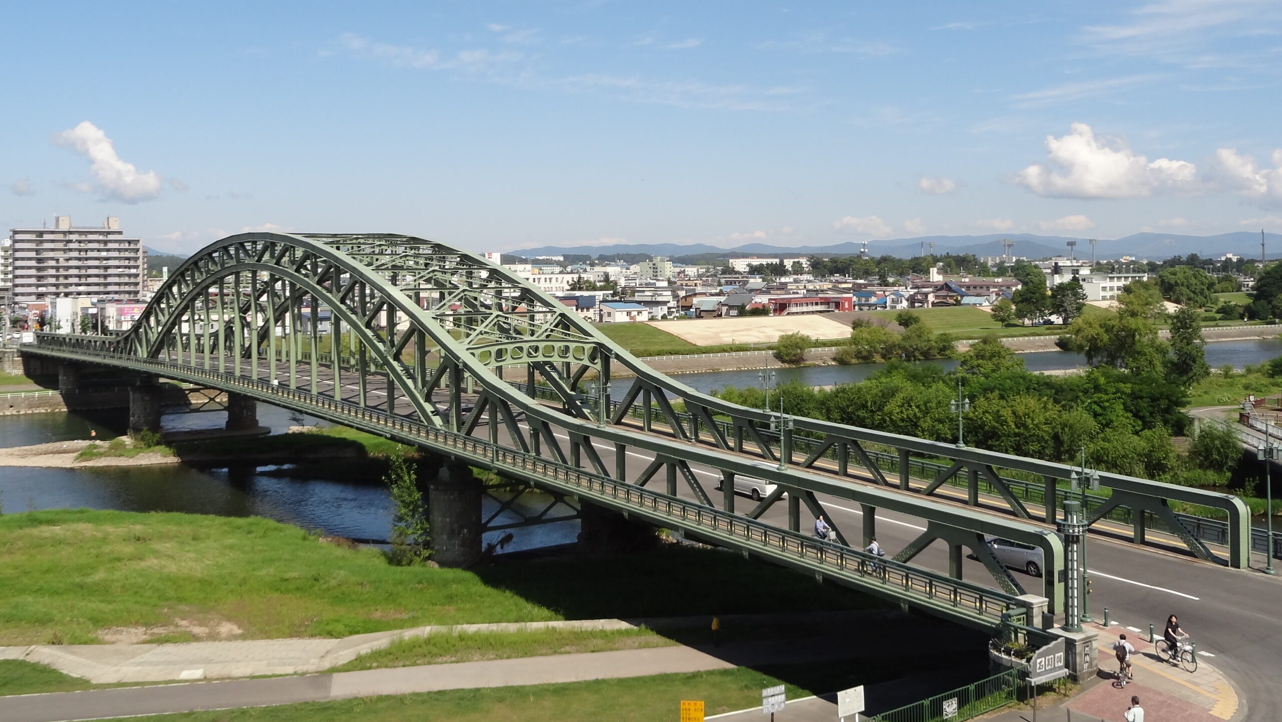 具有優美曲線，被評選為北海道遺產的旭橋